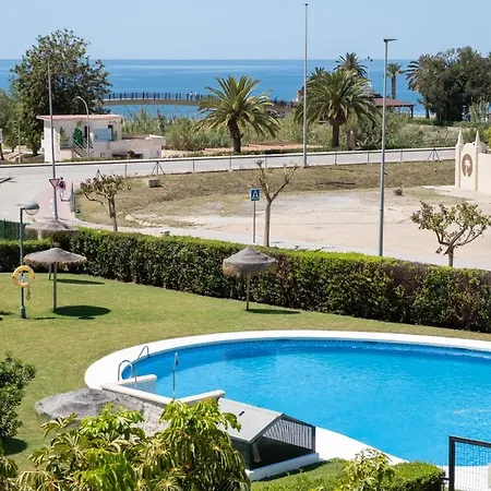 Vistas Al Mar Apartment *